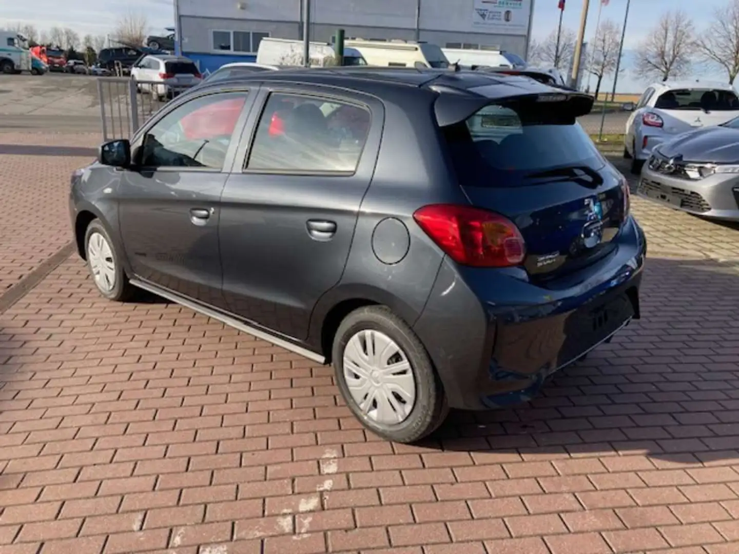 Mitsubishi Space Star Select 1.2 MIVEC Klima Radio ZV Grau - 2