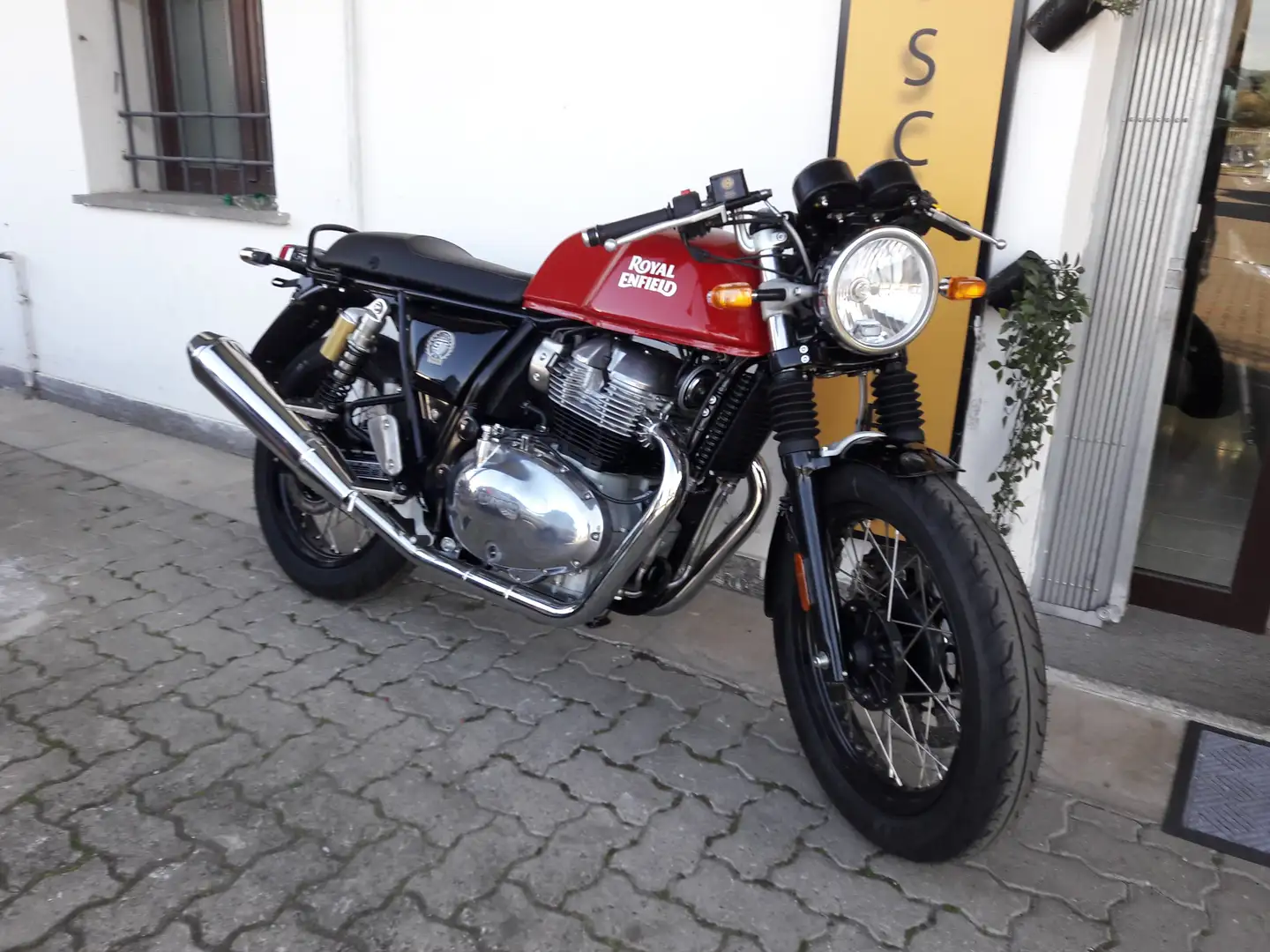 Royal Enfield Continental GT CONTINENTAL GT   650cc Rocket red Rosso - 2