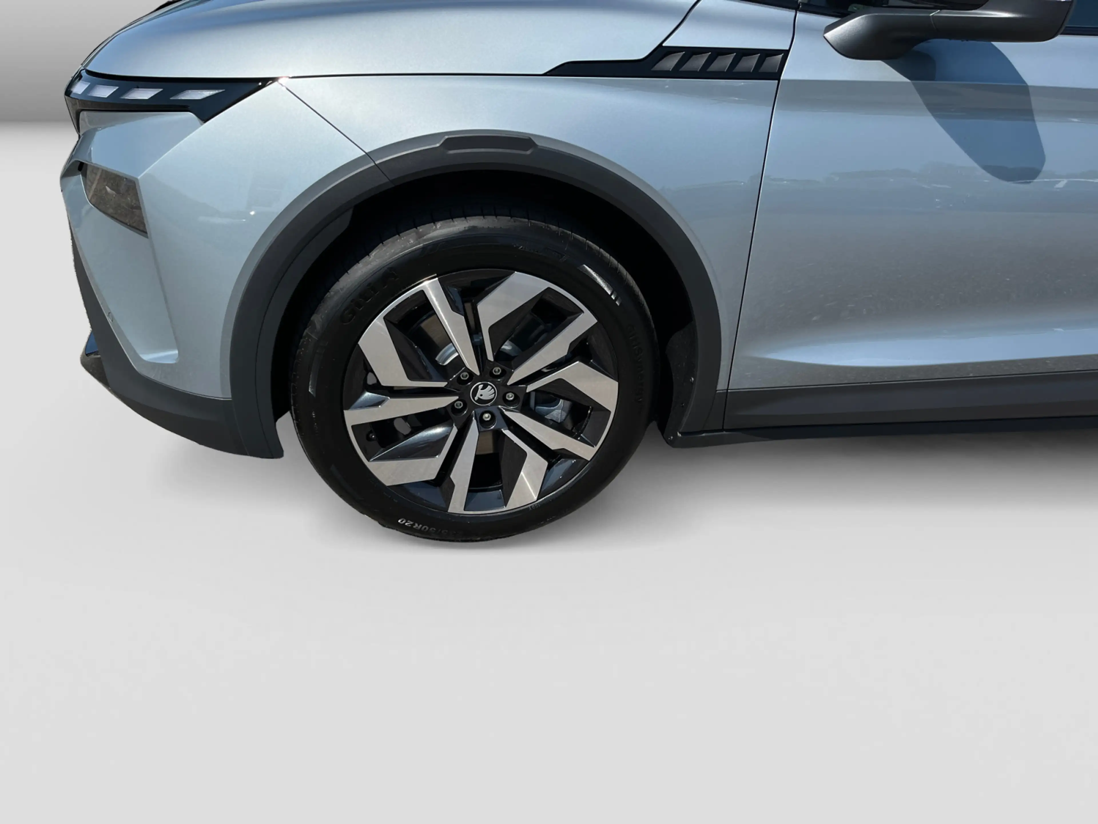Skoda Elroq Sportline 60 Navi LED SHZ PDC ACC WäPu AHK — photo 5