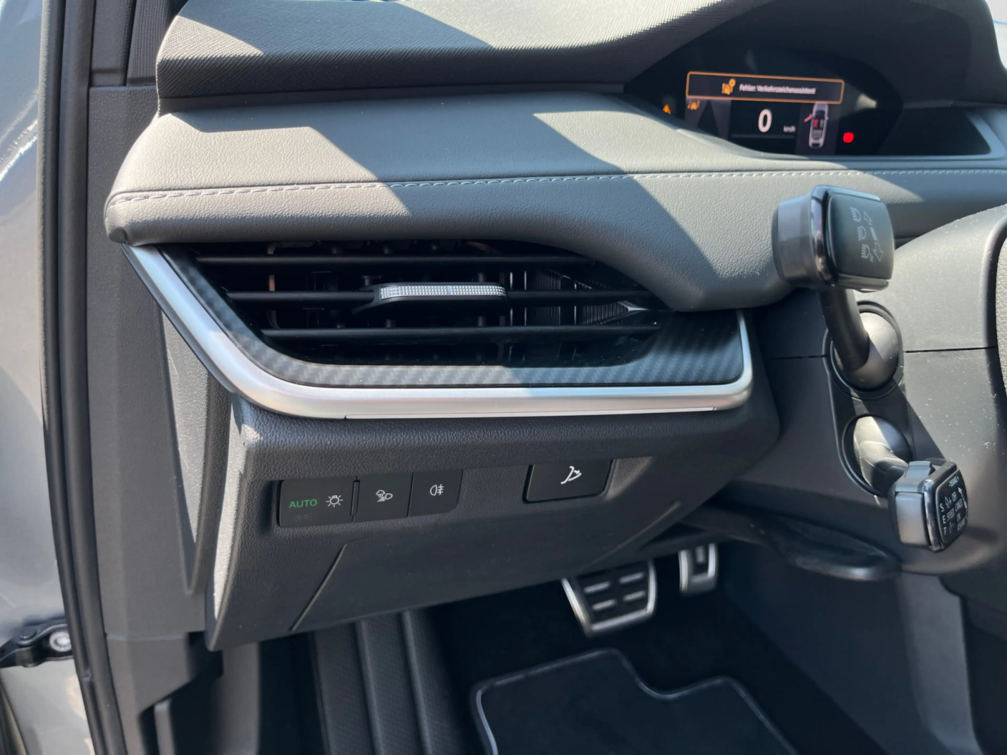 Skoda Elroq Sportline 60 Navi LED SHZ PDC ACC WäPu AHK — photo 13