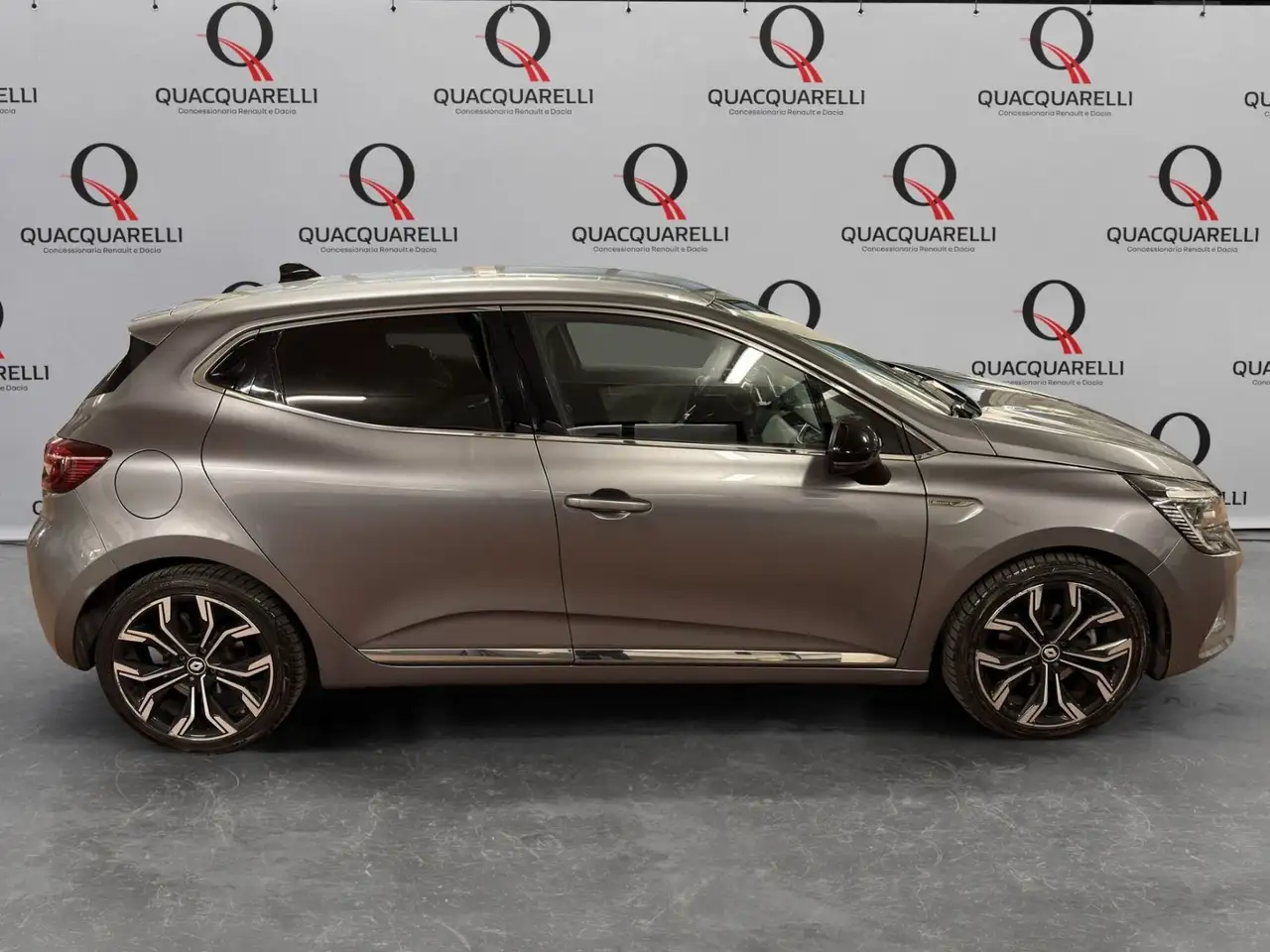 Renault Clio 1.6 Hybrid E-TECH 145 Techno 3