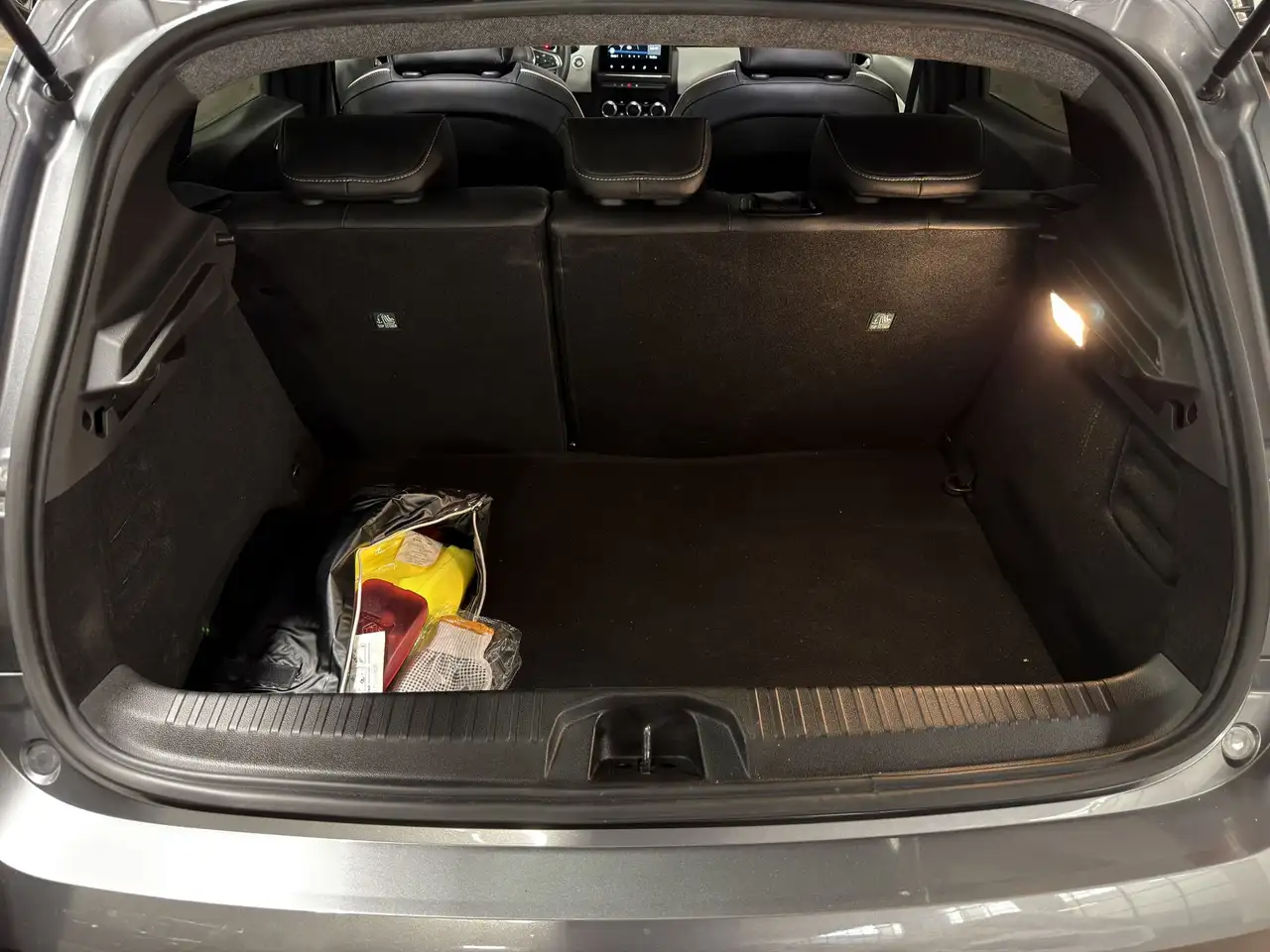 Renault Clio 1.6 Hybrid E-TECH 145 Techno 8