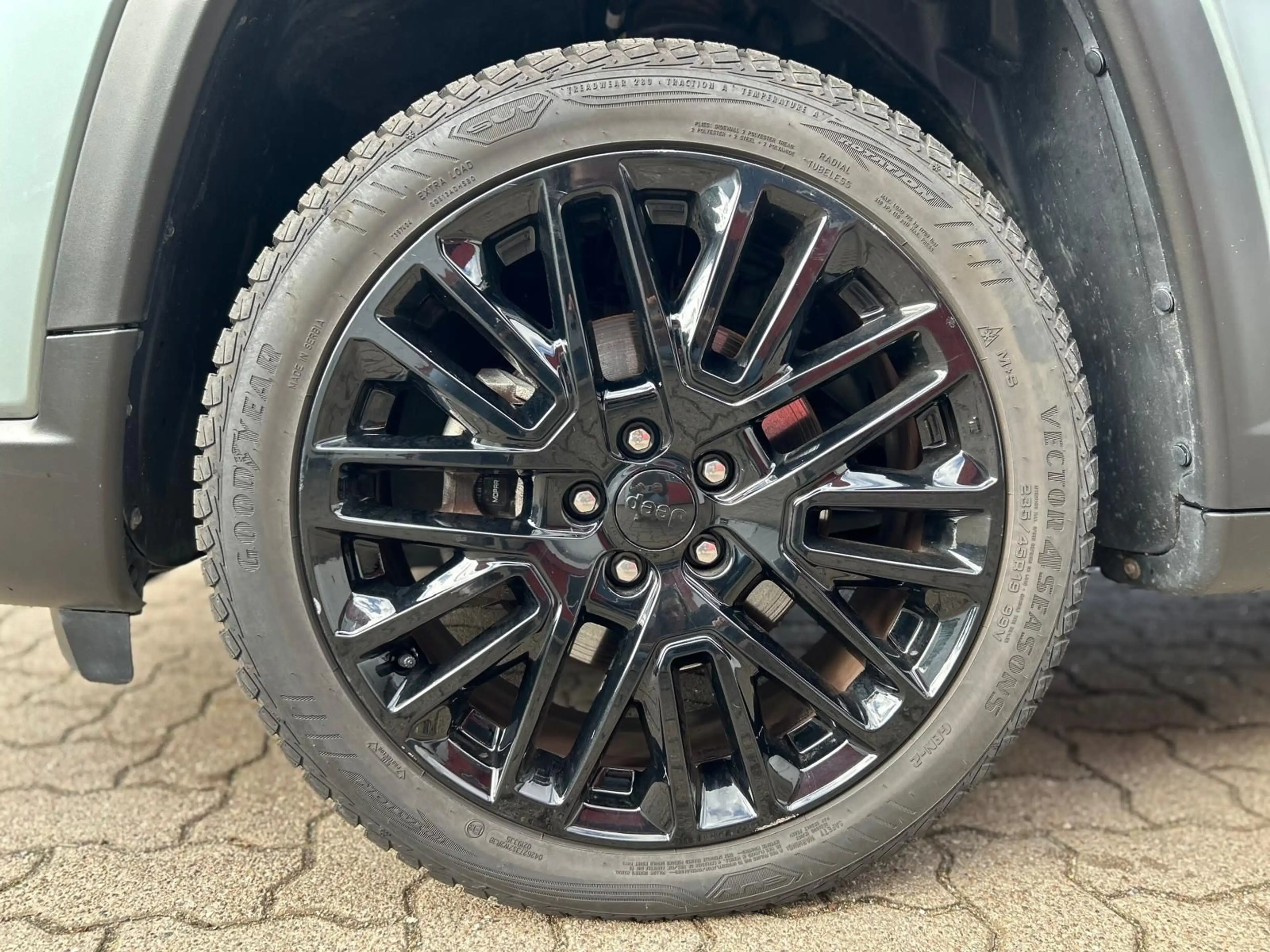 Jeep Compass Upland Mild Hybrid FWD/PANO/ACC/SHZ — photo 8