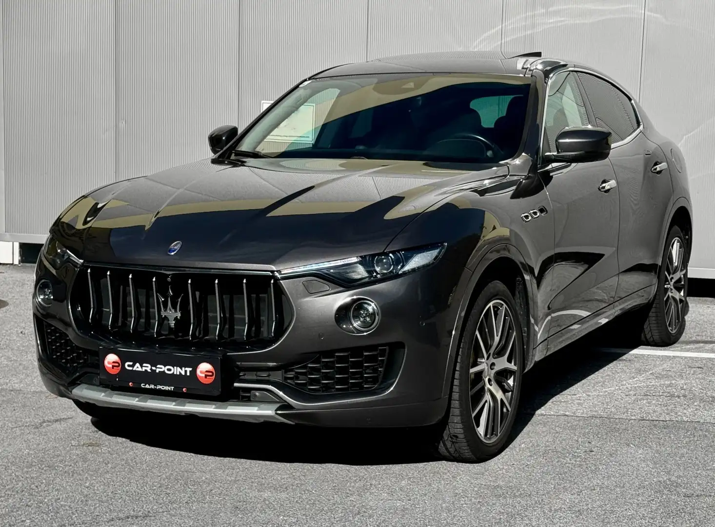 Maserati Levante S Q4 Grau - 1