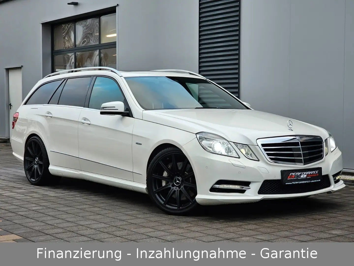 Mercedes-Benz E 500 T 4.7 V8 AMG Paket + 20 Zoll + Distronic! Blanco - 1