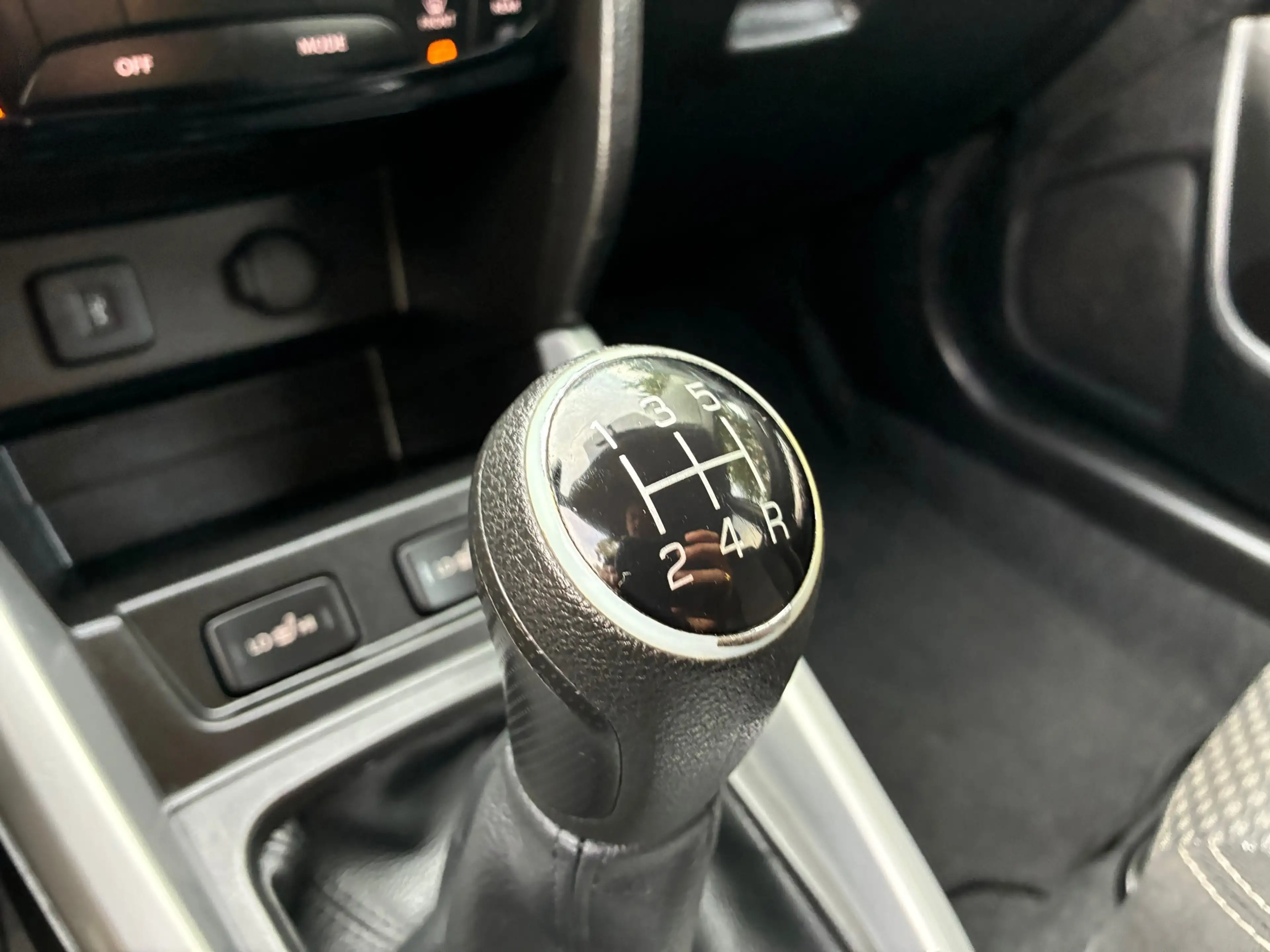 Suzuki Vitara 1.6 Exclusive | Carplay + Clima + Cruise nu €9.975 — photo 15
