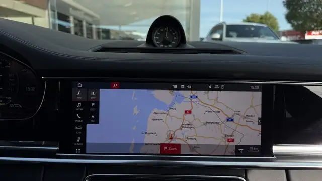 Porsche Panamera view 26