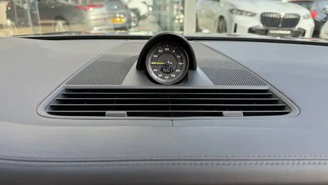 Porsche Panamera view 22