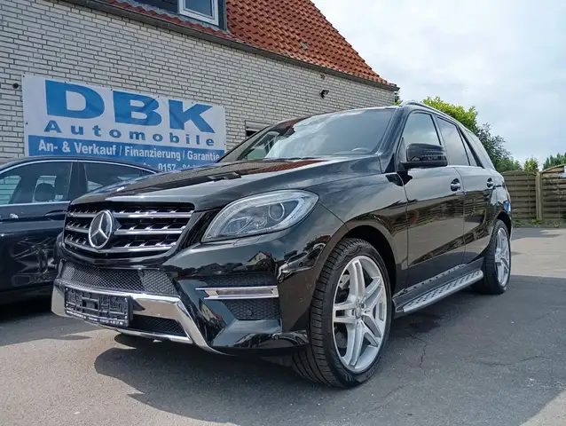 Mercedes-Benz ML 350 AMG Distr. Nachts. Panora. Totw. Spurha.