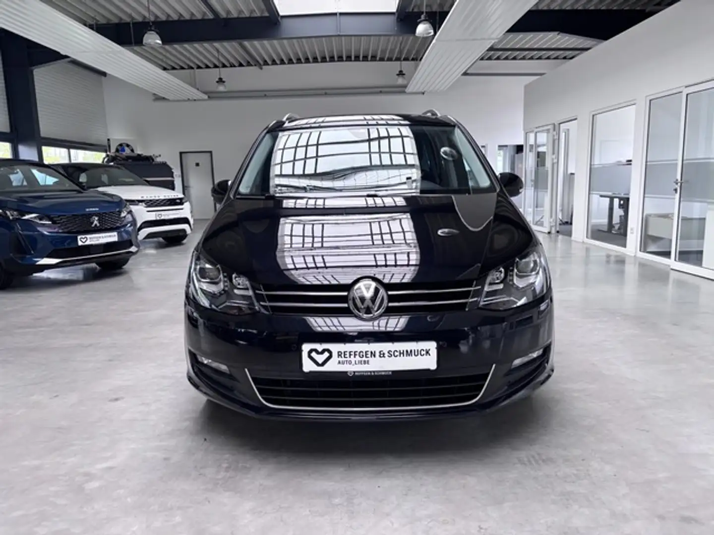 Volkswagen Sharan JOIN DSG NAVI+XENON+PANO+ACC+AHK+TÜV+1HD+ Zwart - 2