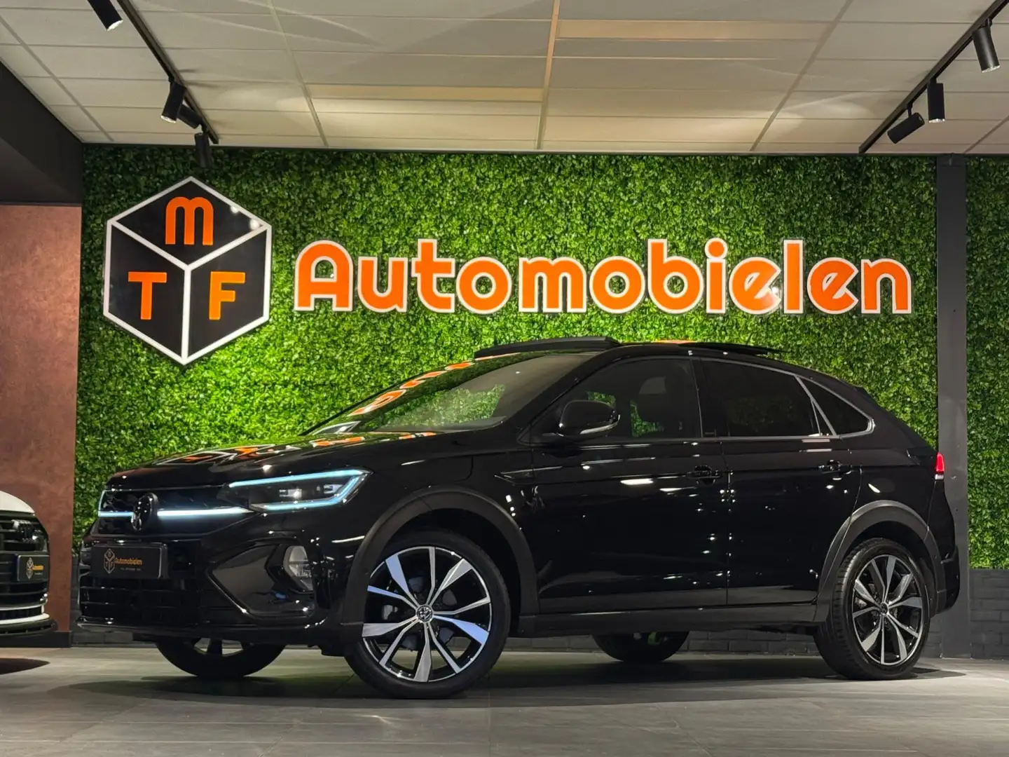 Volkswagen Taigo 1.5 TSI R-LINE 150 PK|VIRTUAL|PANO|CARPLAY Noir - 1