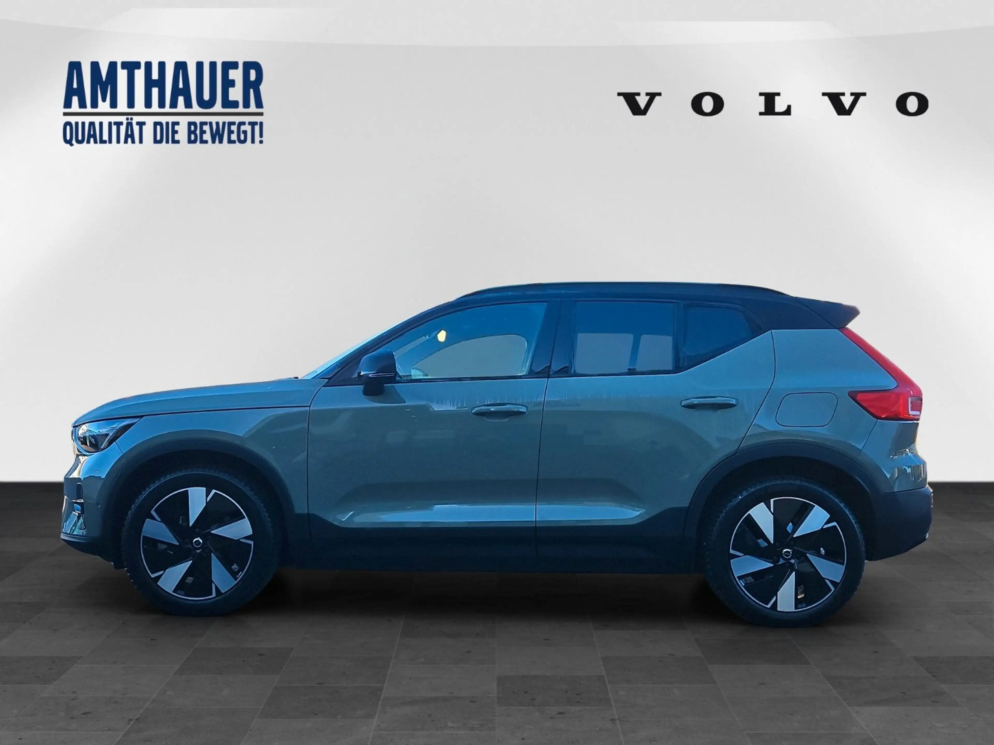Volvo XC40 Single Extended Range 82 kWh Ultimate/PANO — photo 4
