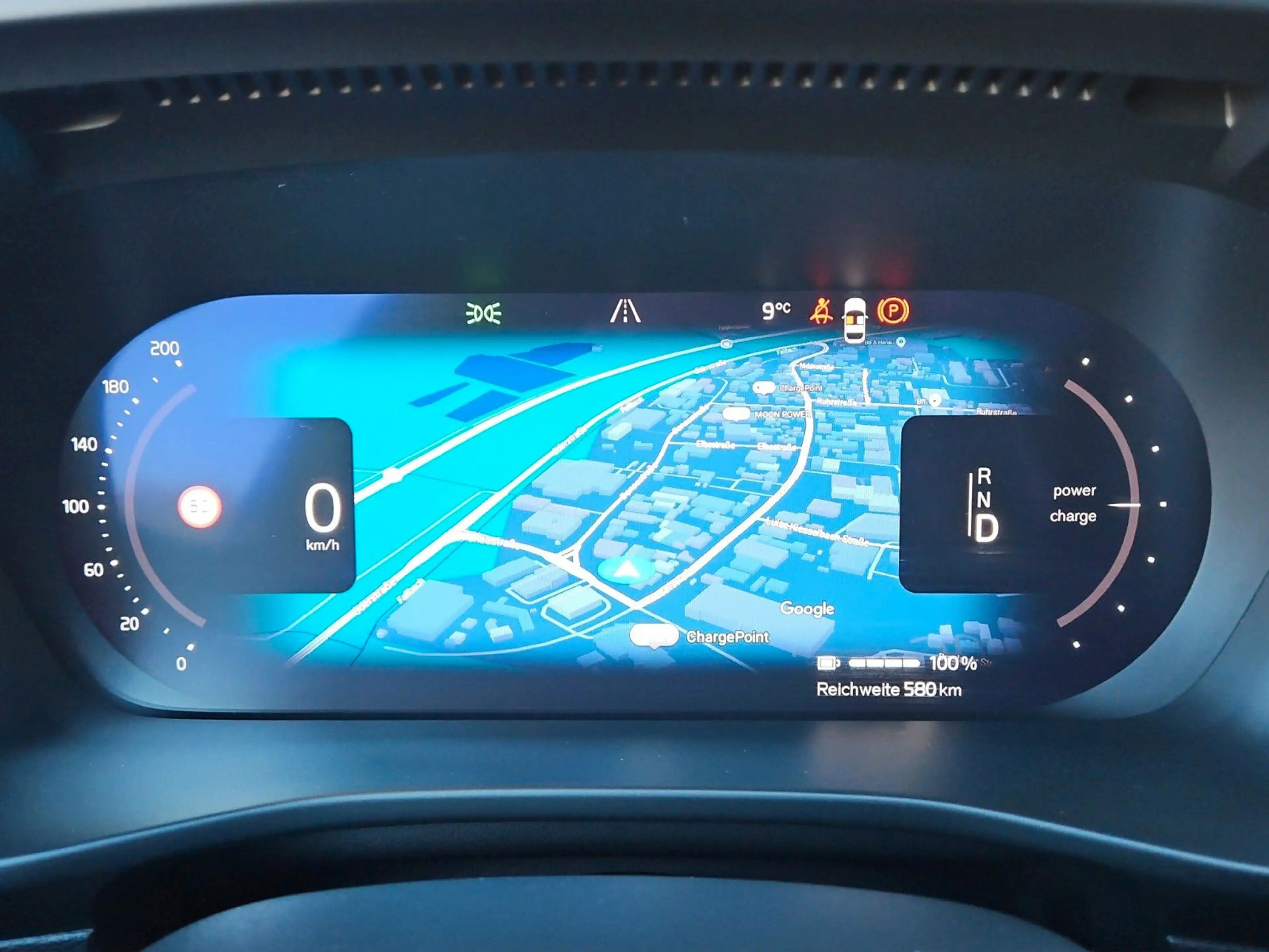 Volvo XC40 Single Extended Range 82 kWh Ultimate/PANO — photo 14