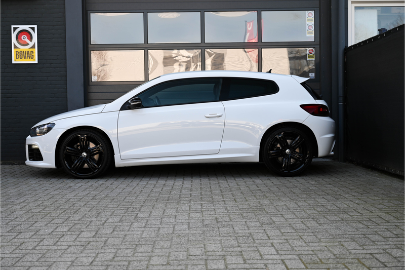Volkswagen Scirocco 2.0 TSI R — photo 4