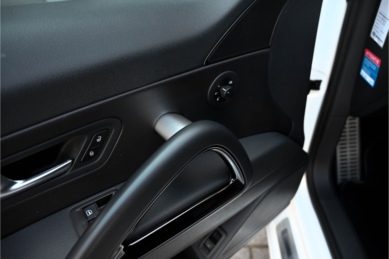 Volkswagen Scirocco 2.0 TSI R — photo 7