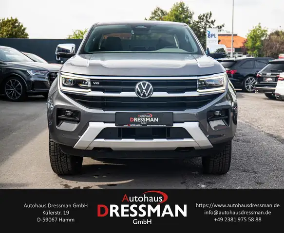 Volkswagen Amarok view 2
