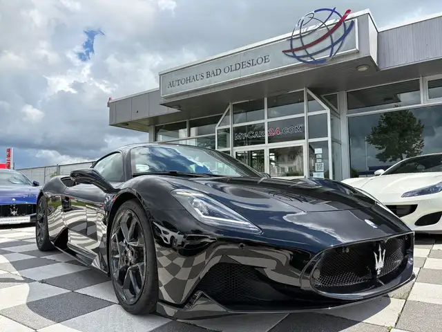 Maserati MC20 Carbon Macro Twill Trim +Lifter