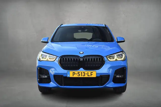 BMW X1 view 8