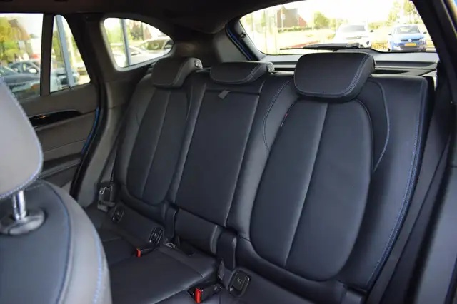 BMW X1 view 6