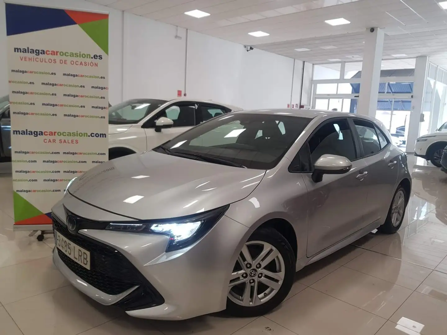 Toyota Corolla 1.8 125H ACTIVE TECH E-CVT Gris - 2