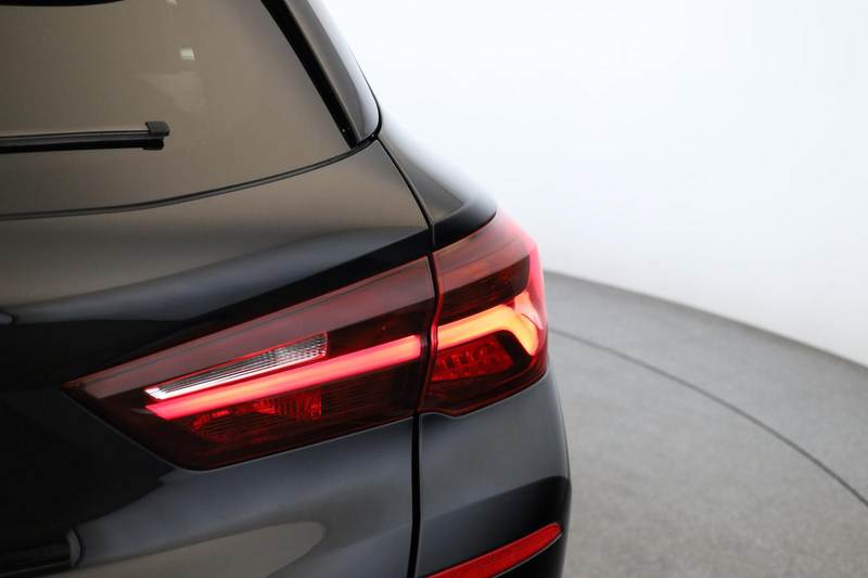 BMW X2 18d sDrive Advantage Plus LED Navi SHZ Kam — photo 12
