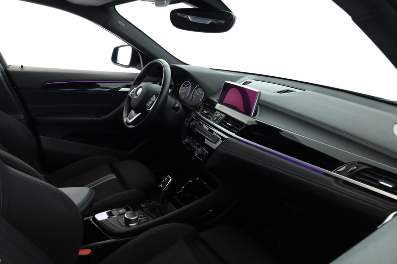 BMW X2 18d sDrive Advantage Plus LED Navi SHZ Kam — photo 13