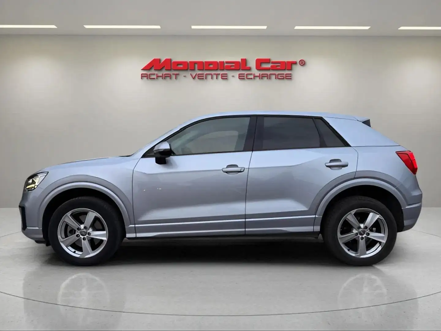 Audi Q2 Q2 1.4 TFSI * Sport * Navigation*Climatisation * Argent - 2