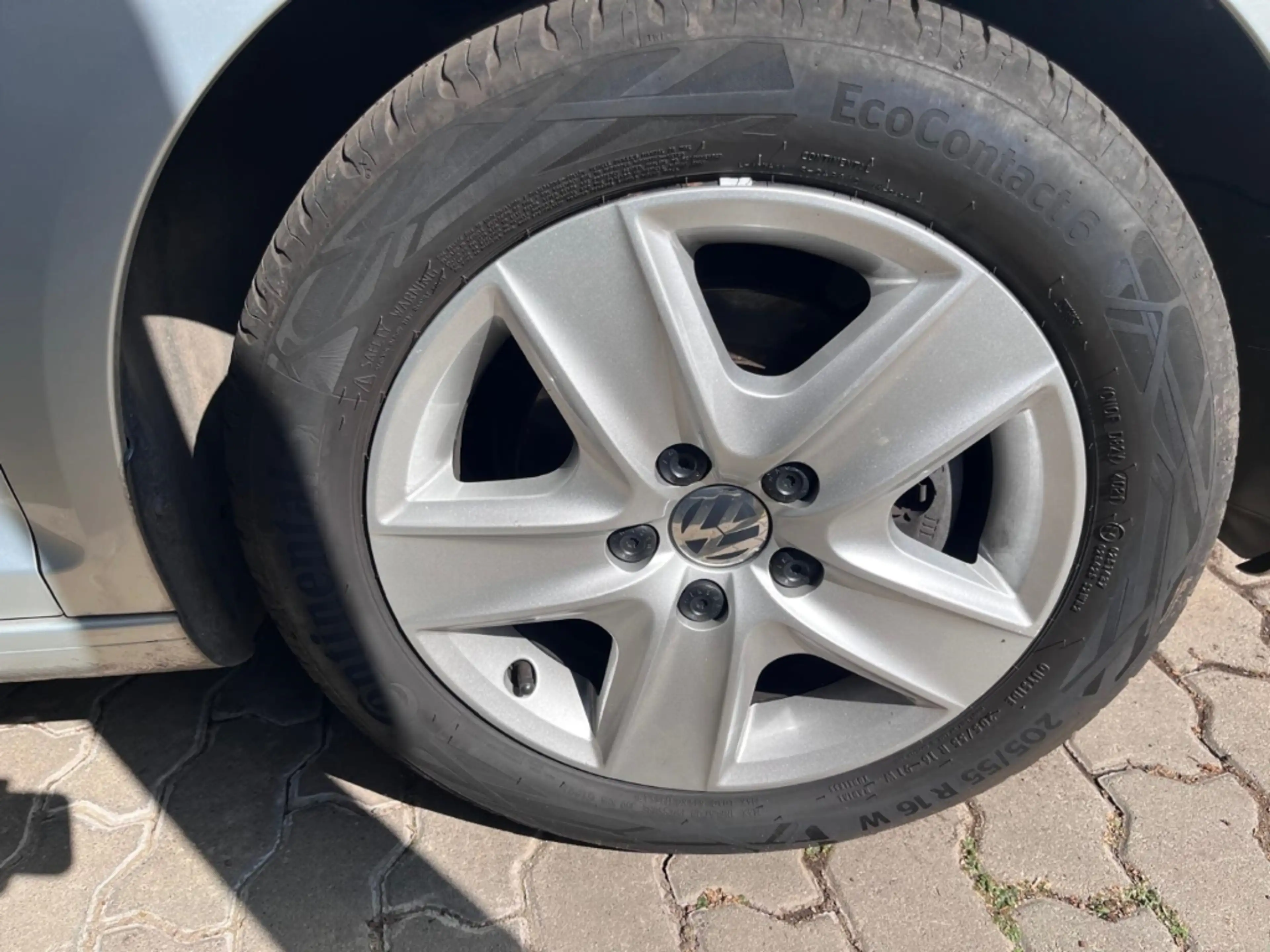 Volkswagen Golf Plus VI Comfortline BMT 1.2 — photo 4