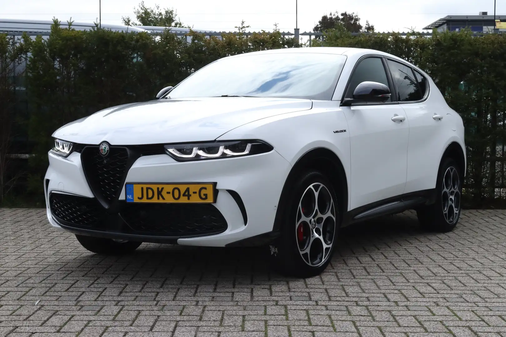 Alfa Romeo Tonale 1.3T PHEV Veloce 360 Camera l Adaptive Cruise Cont Blanc - 1