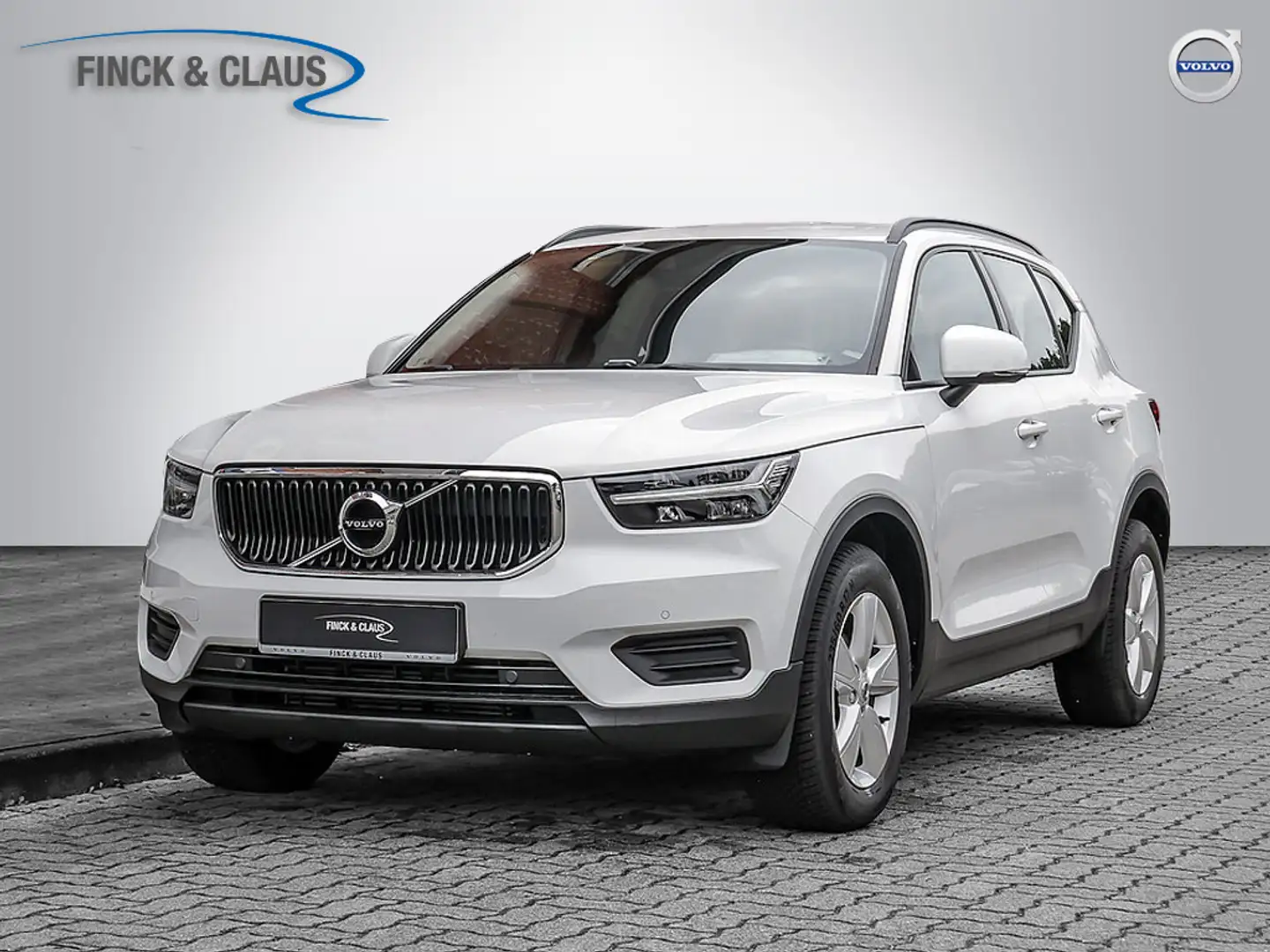 Volvo XC40 T3 Momentum Core Weiß - 1
