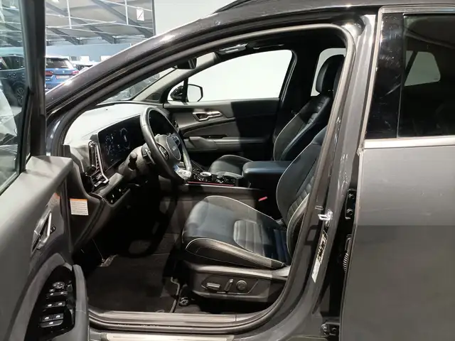 Kia Sportage view 8