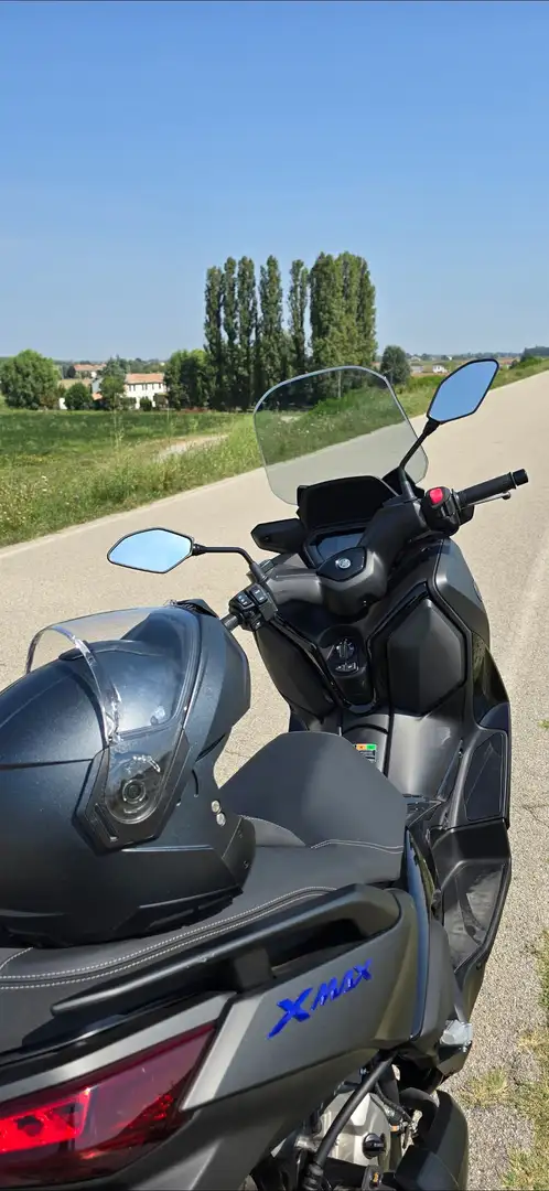 Yamaha X-Max 300 Icon Black ABS 2024 Zwart - 1