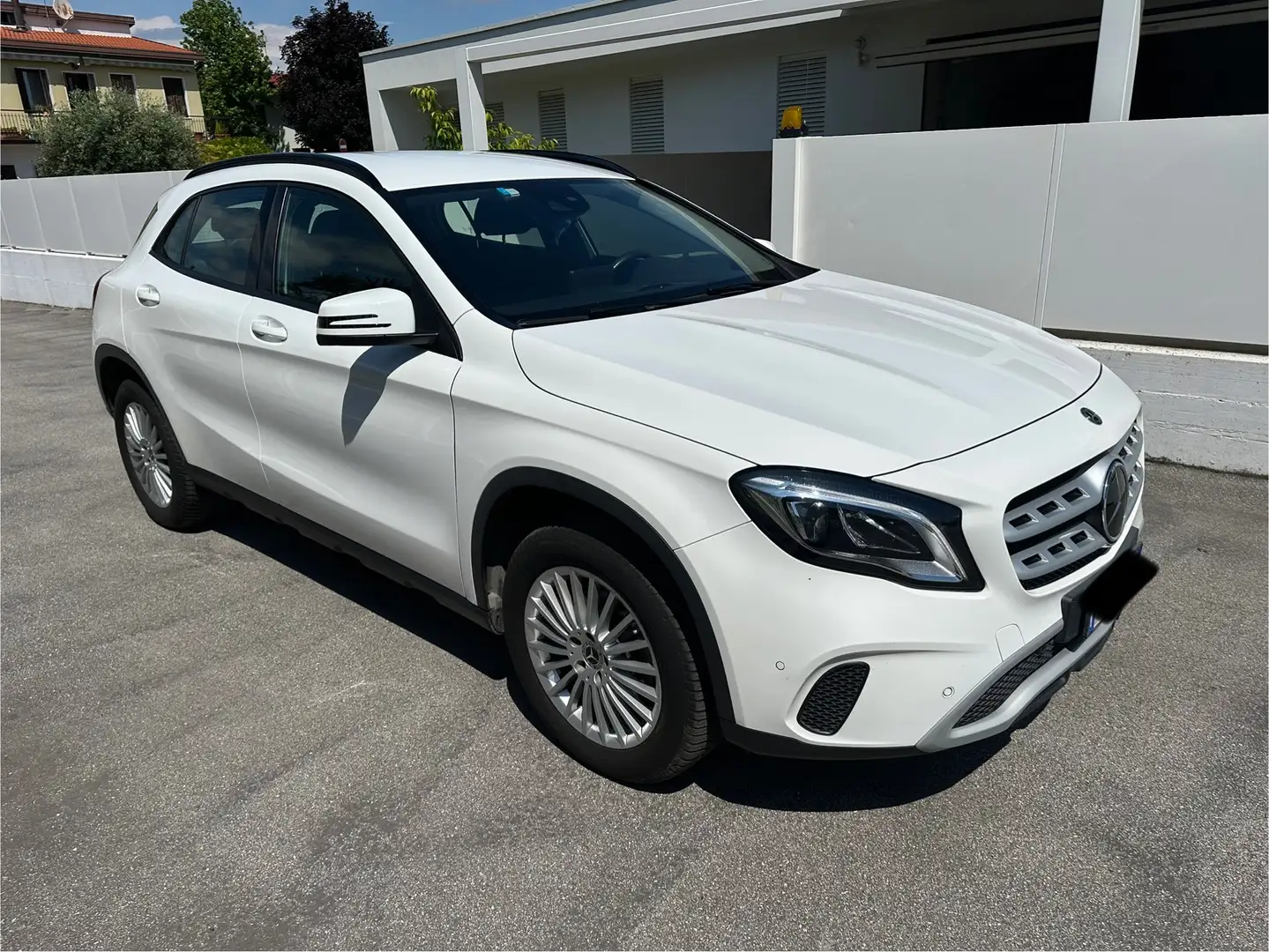 Mercedes-Benz GLA 200 d Business 4matic auto - 2