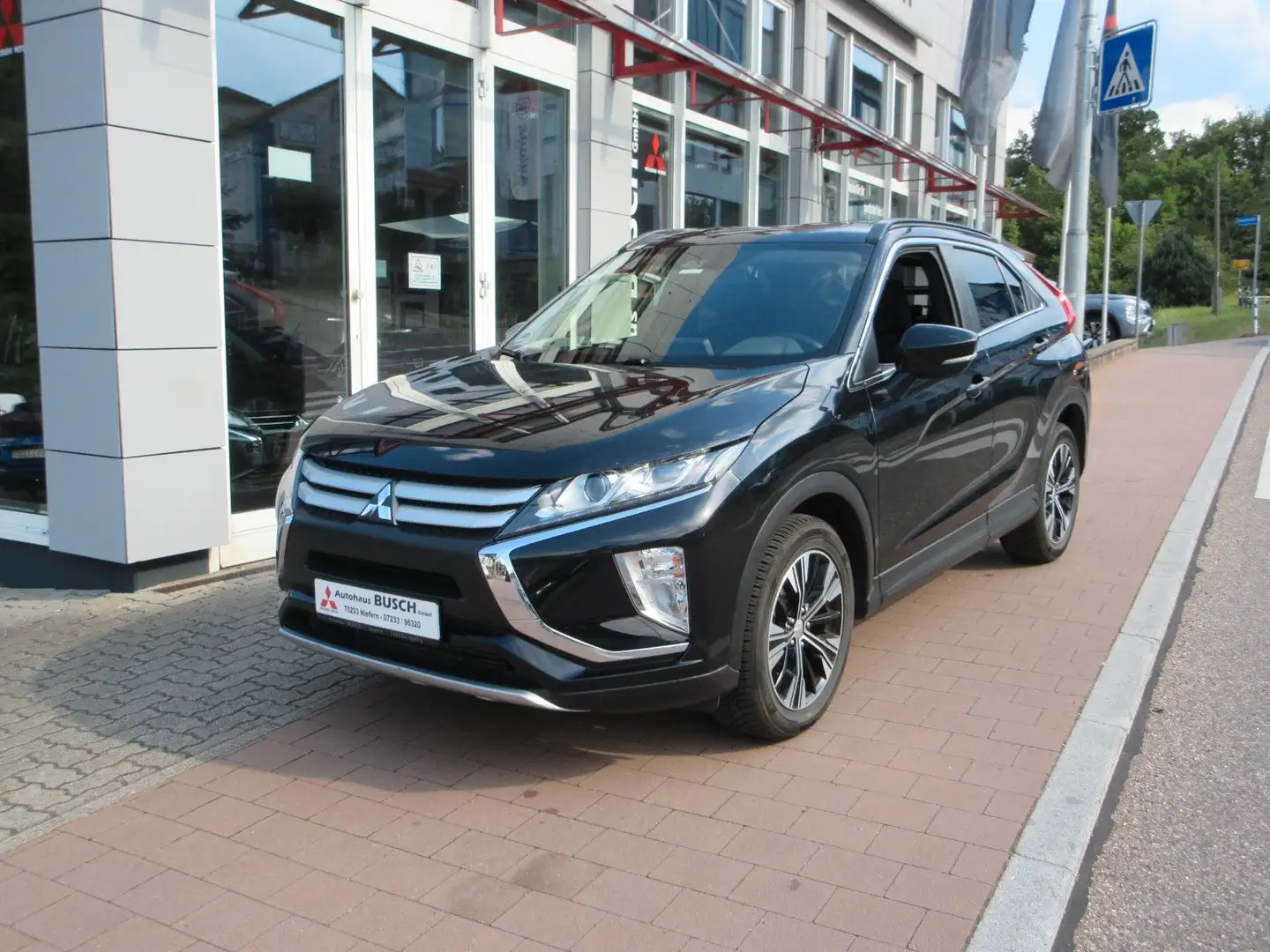 Mitsubishi Eclipse Cross 2WD Diamant Schwarz - 1