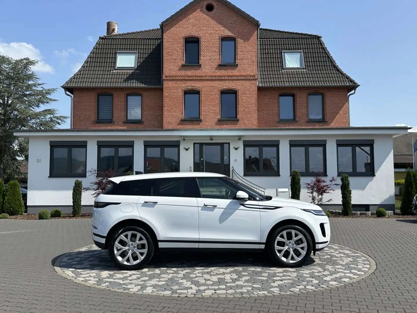 Land Rover Range Rover Evoque P300e SE Add-LED MERI CAM AHK Wit - 1
