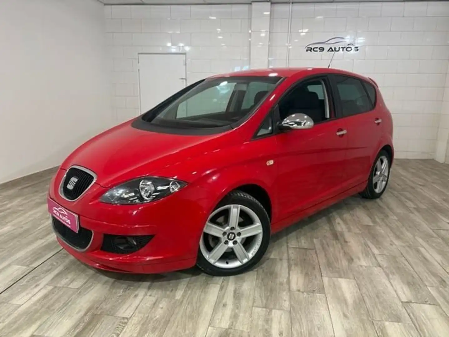 SEAT Altea 1.9TDI Stylance Rojo - 1