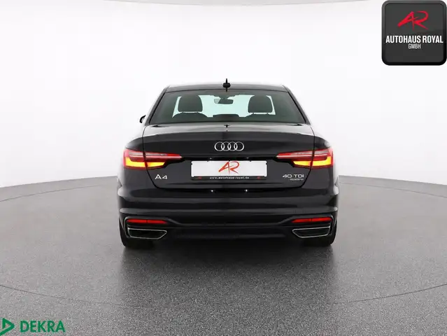 Audi A4 view 4