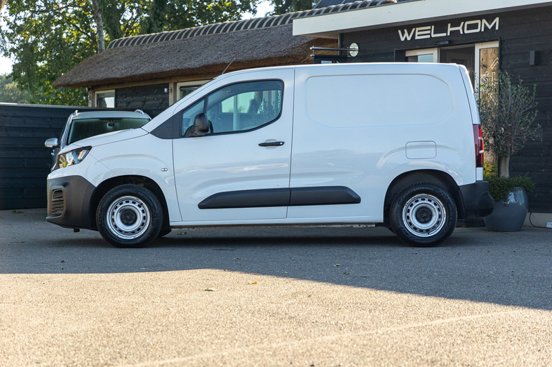Peugeot Partner 1.2 PureTech Premium I 4 stuks op voorraad I — photo 7