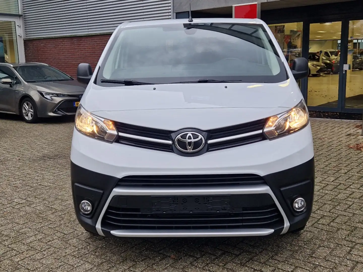 Toyota Proace 2.0 D-4D Live Long Camera Apple/Android Carplay Bianco - 2