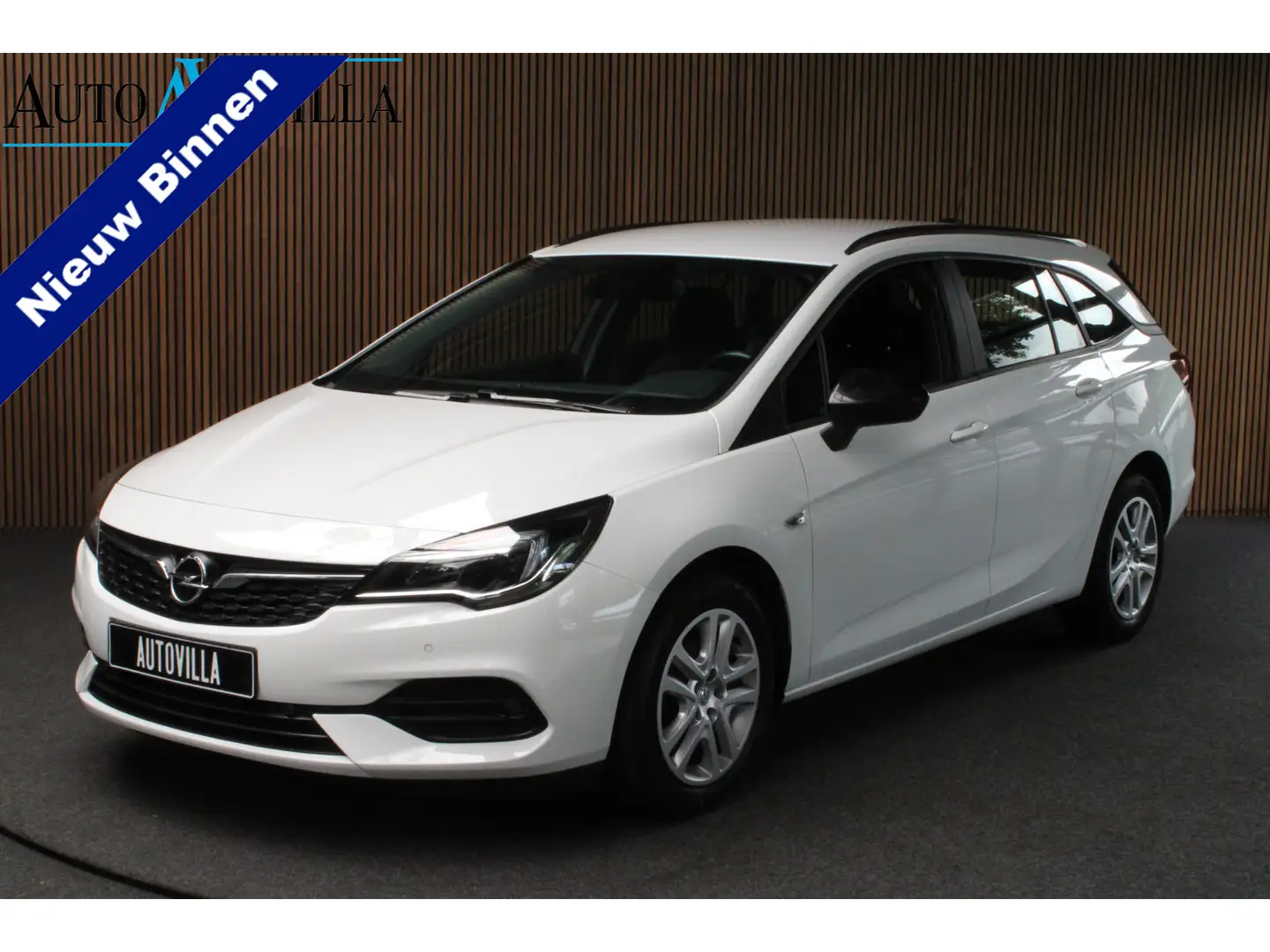 Opel Astra Sports Tourer 1.2 T Navi Airco Cruise PDC BTWauto Bianco - 1