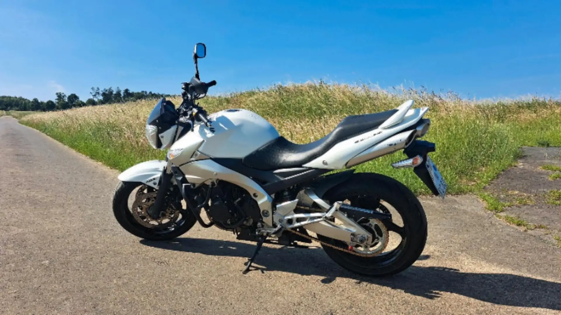 Suzuki GSR 600 ABS Tieferlegung für Fahrer unter 175cm Blanc - 2