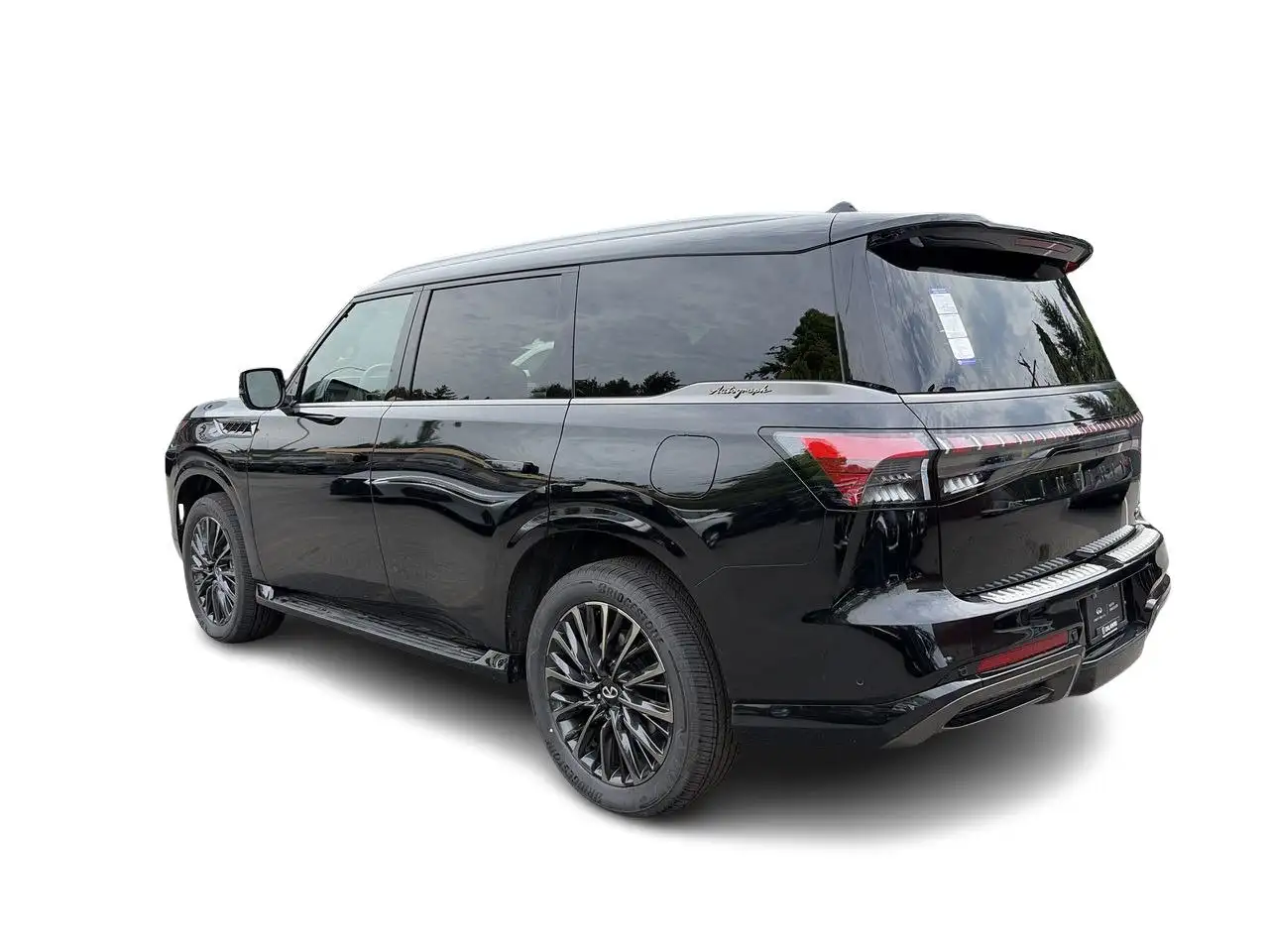 Infiniti QX80 снимка Infiniti QX80