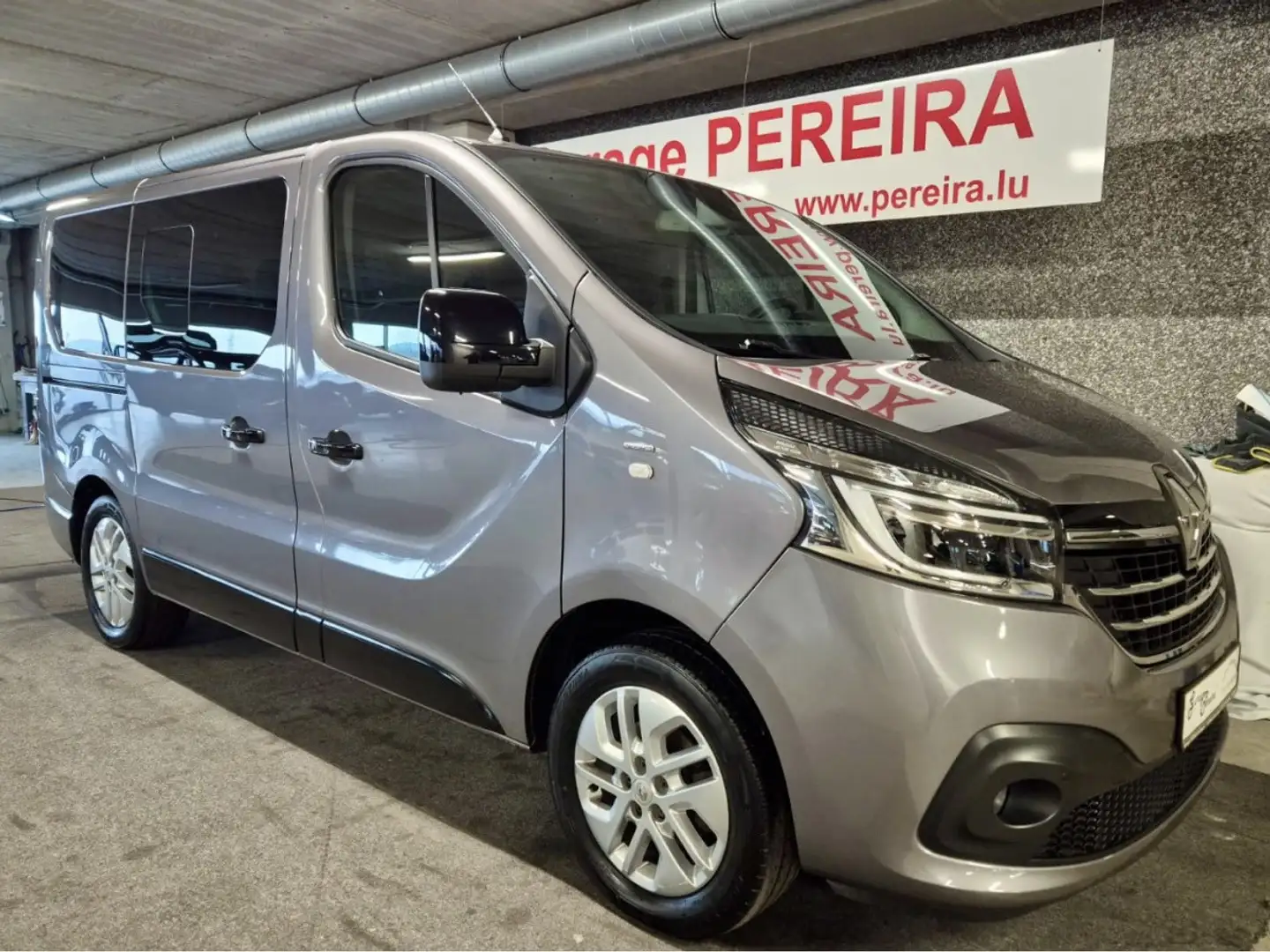 Renault Trafic BUS SPACECLASS 9 SITZE LED NAVI 1 HAND Grau - 1