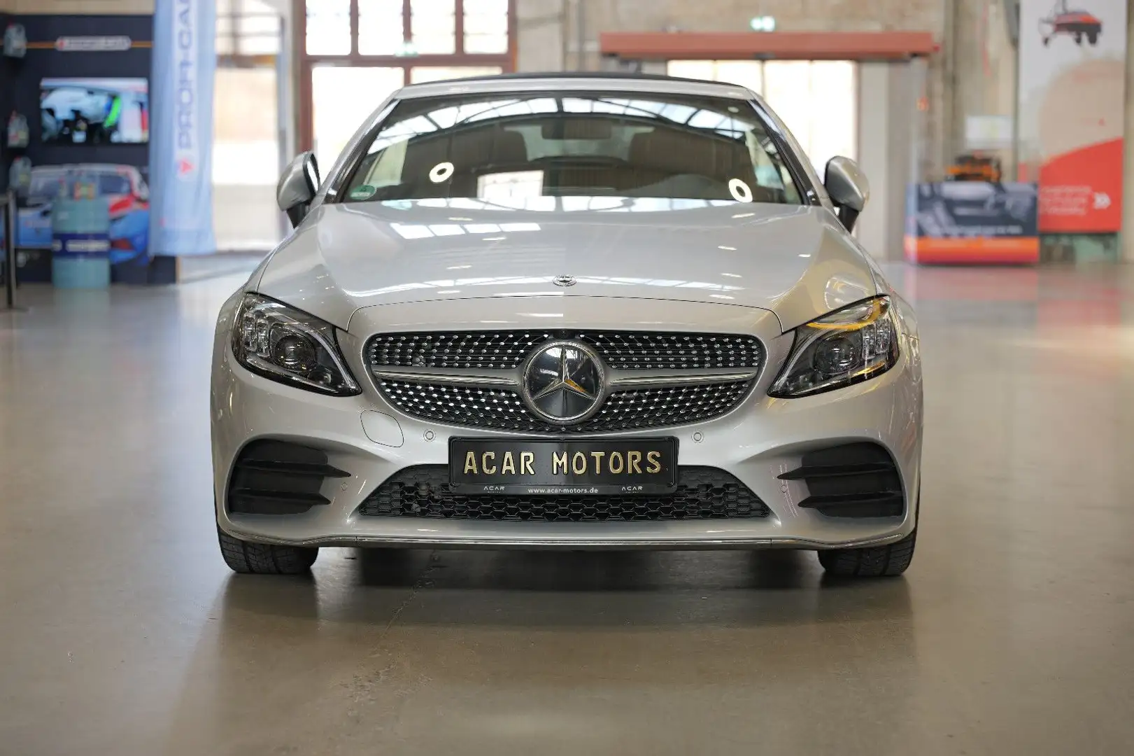 Mercedes-Benz C 200 Cabrio AMG*WenigKM*LED*Kamera*NAVI*LEDER Silber - 2