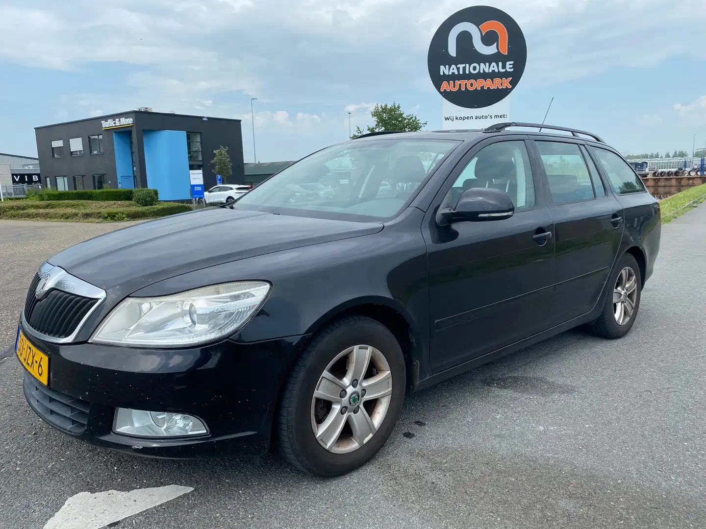 Skoda Octavia Combi 2009 * 1.6 TDI Greenline * LMV * NAV * AIRCO Negro - 1