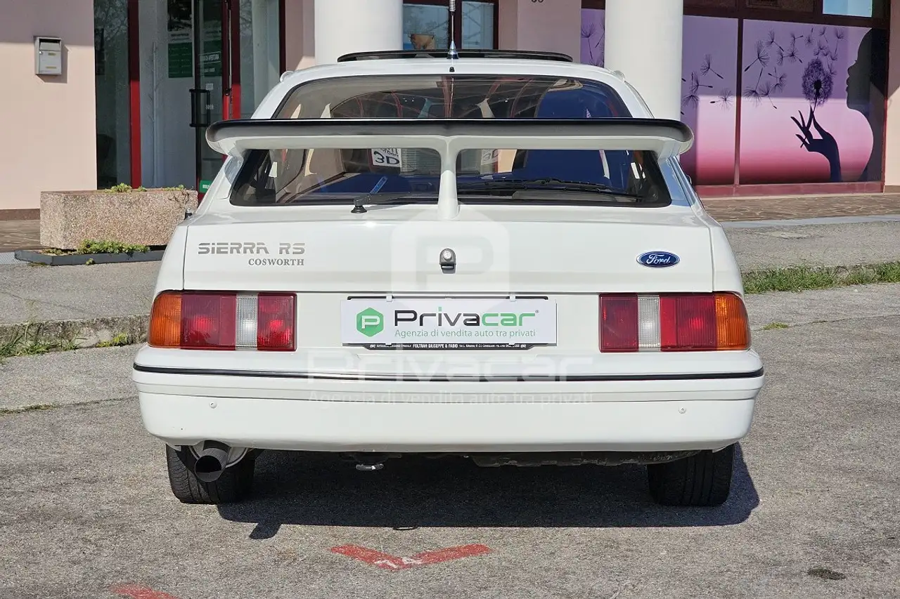 Ford Sierra RS Cosworth 3 porte, foto 6