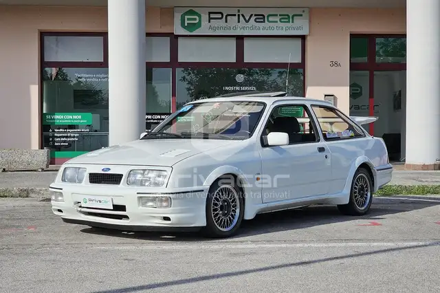 Ford Sierra RS Cosworth 3 porte