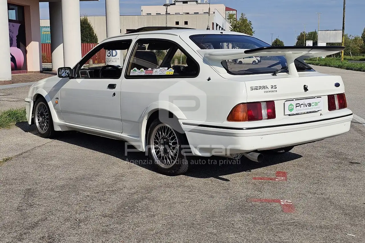 Ford Sierra RS Cosworth 3 porte, foto 7