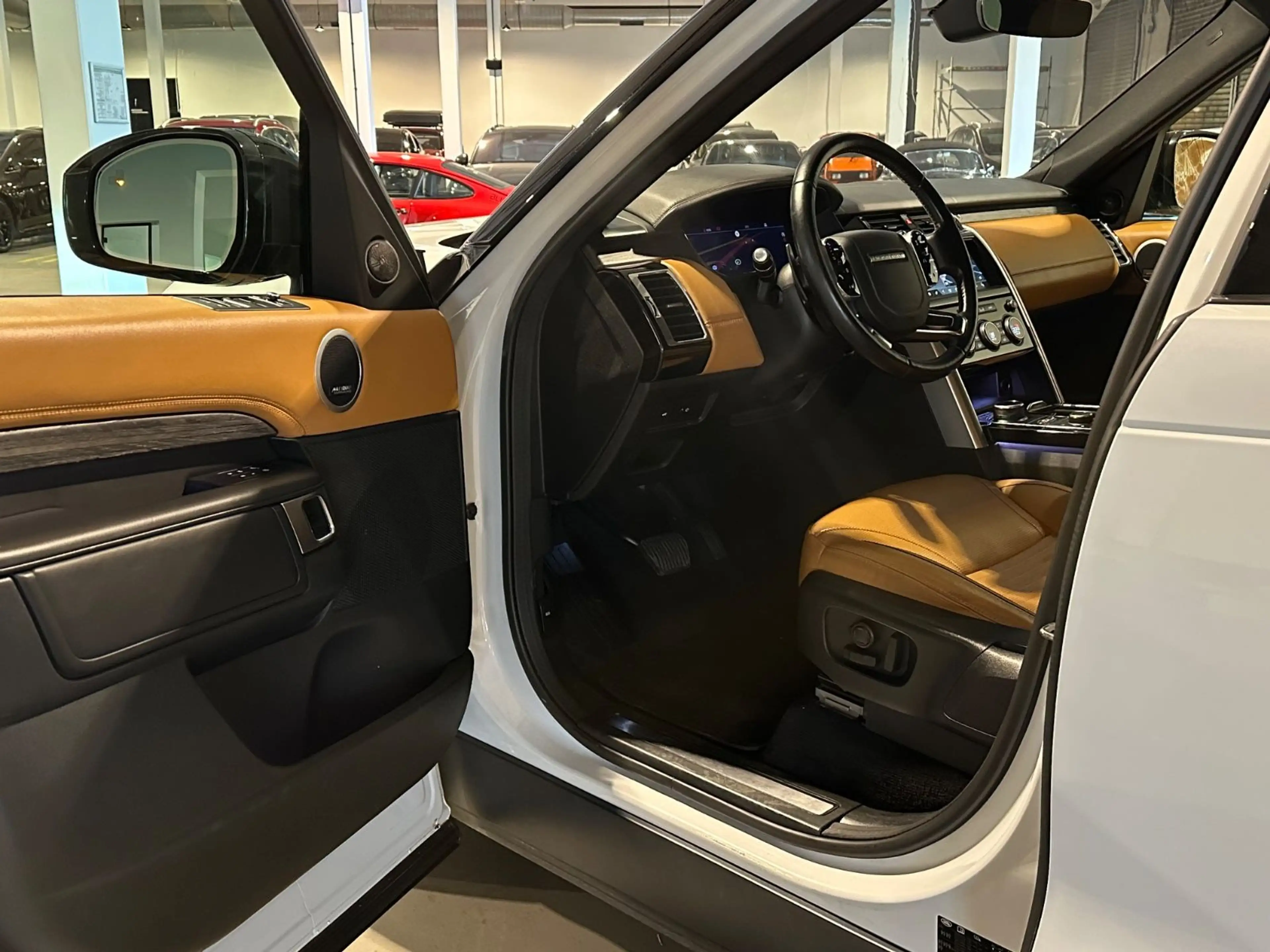 Land Rover Discovery 5 HSE Luxury SDV6 *7-Sitzer,HUD,Pano* — photo 10