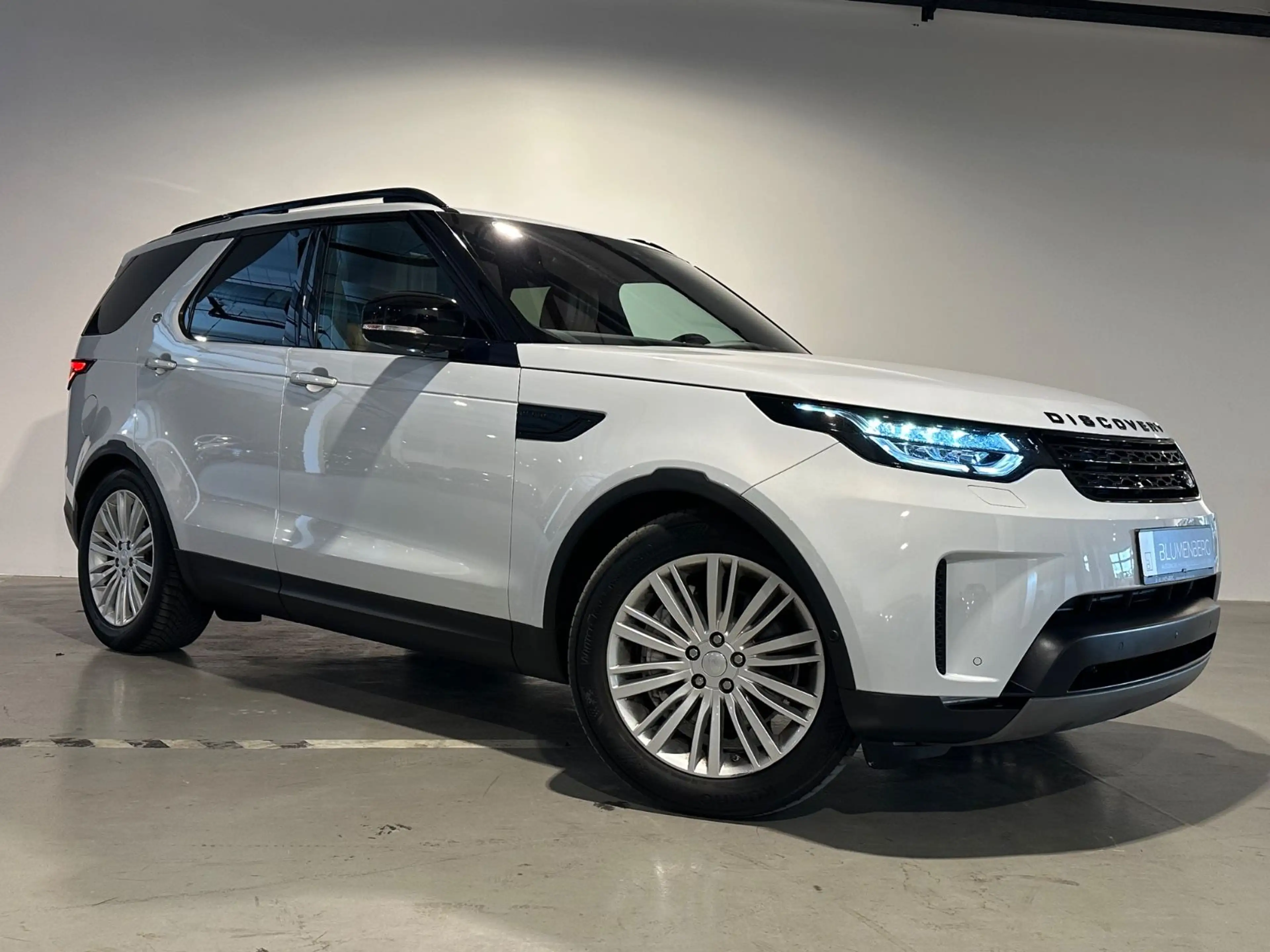 Land Rover Discovery 5 HSE Luxury SDV6 *7-Sitzer,HUD,Pano* — photo 2